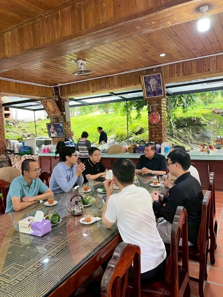 “นิพนธ์ ควง สรรเพชญ” เข้าพบกงสุลใหญ่จีน หารือร่วมลงทุน