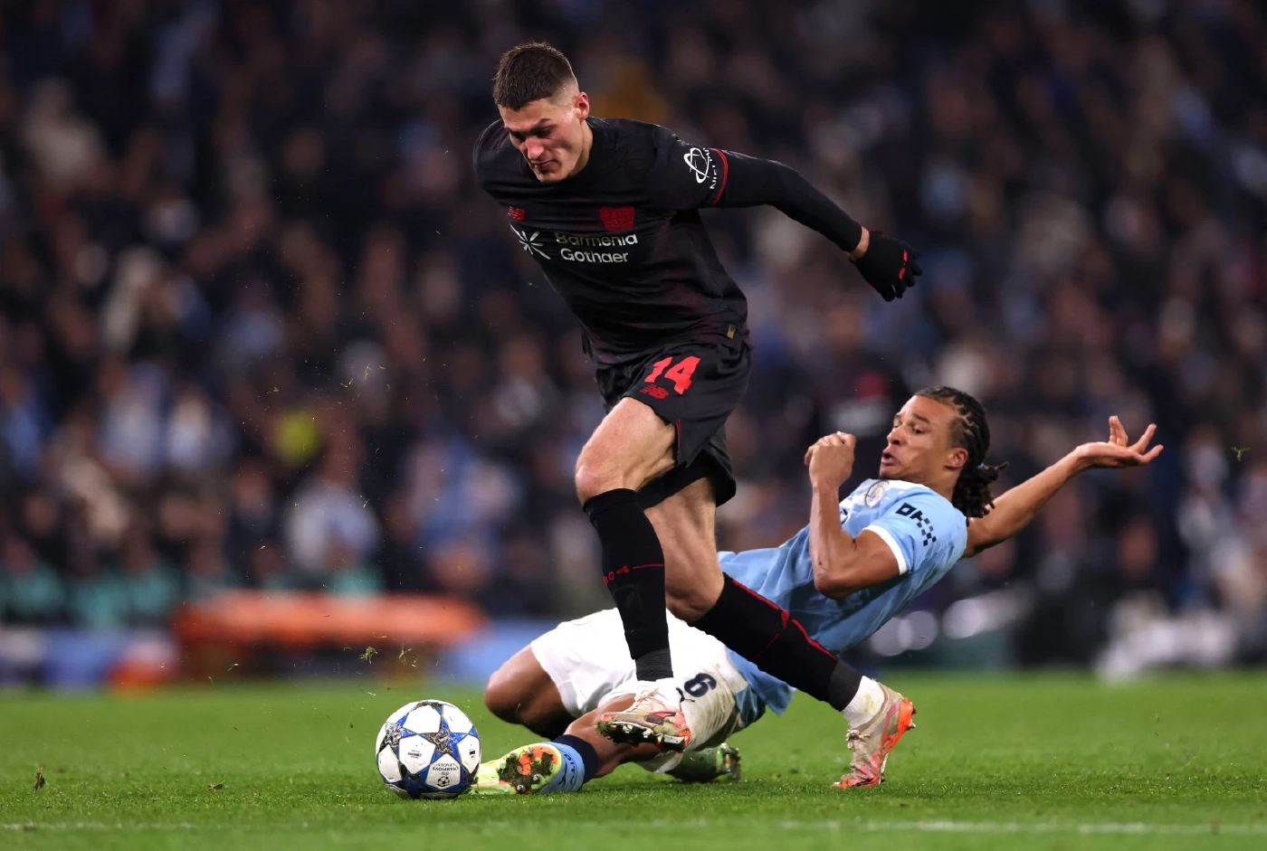 สรุปผล UCL : เชลซี ถล่ม บาร์ซ่า 3-0, แมนซิตี้ ชุดสำรองพ่าย 0-2