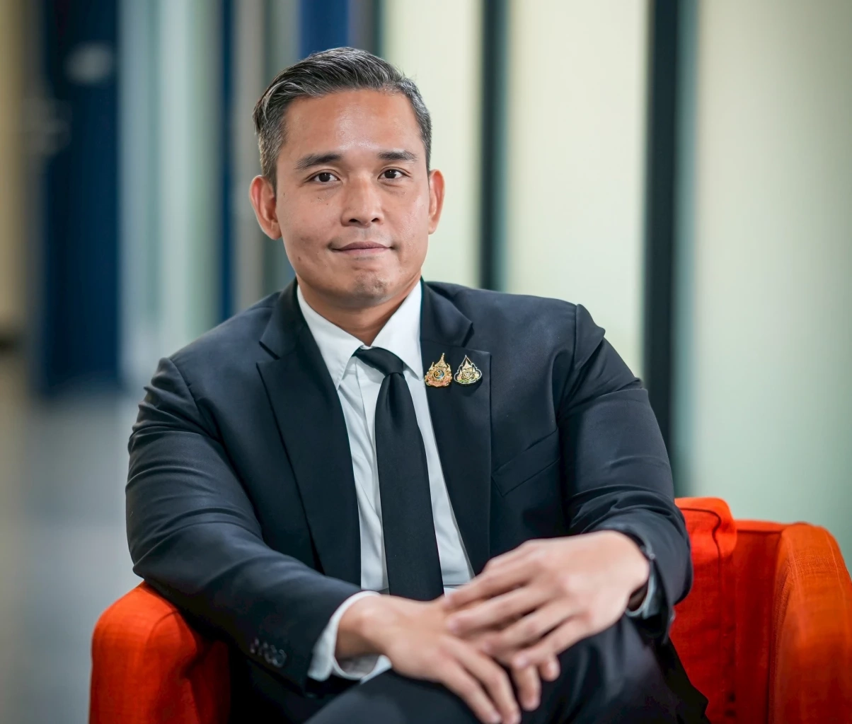 "เพื่อไทย" ชี้ เขื่อนเต็มเกือบ 100% น้ำท่วมแล้วกว่า 2 ล้านไร่ กระทบ 5 แสนคน