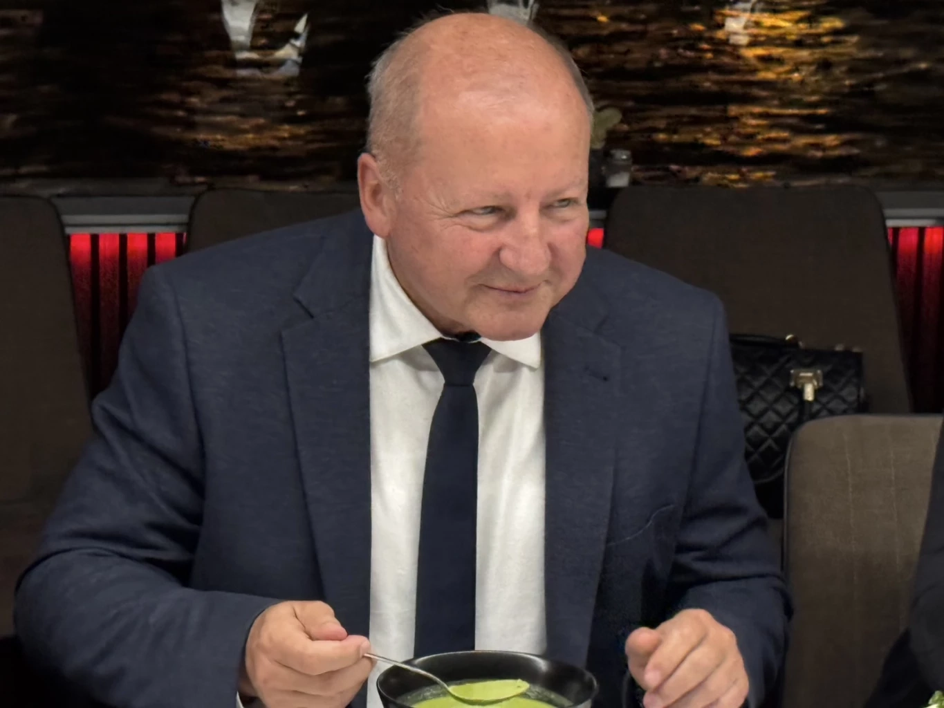 ฮังการี "แกะดำยุโรป" - บทเรียนไทยด้านนโยบาย ตปท.? พึ่งตัวเอง (มีคลิป)