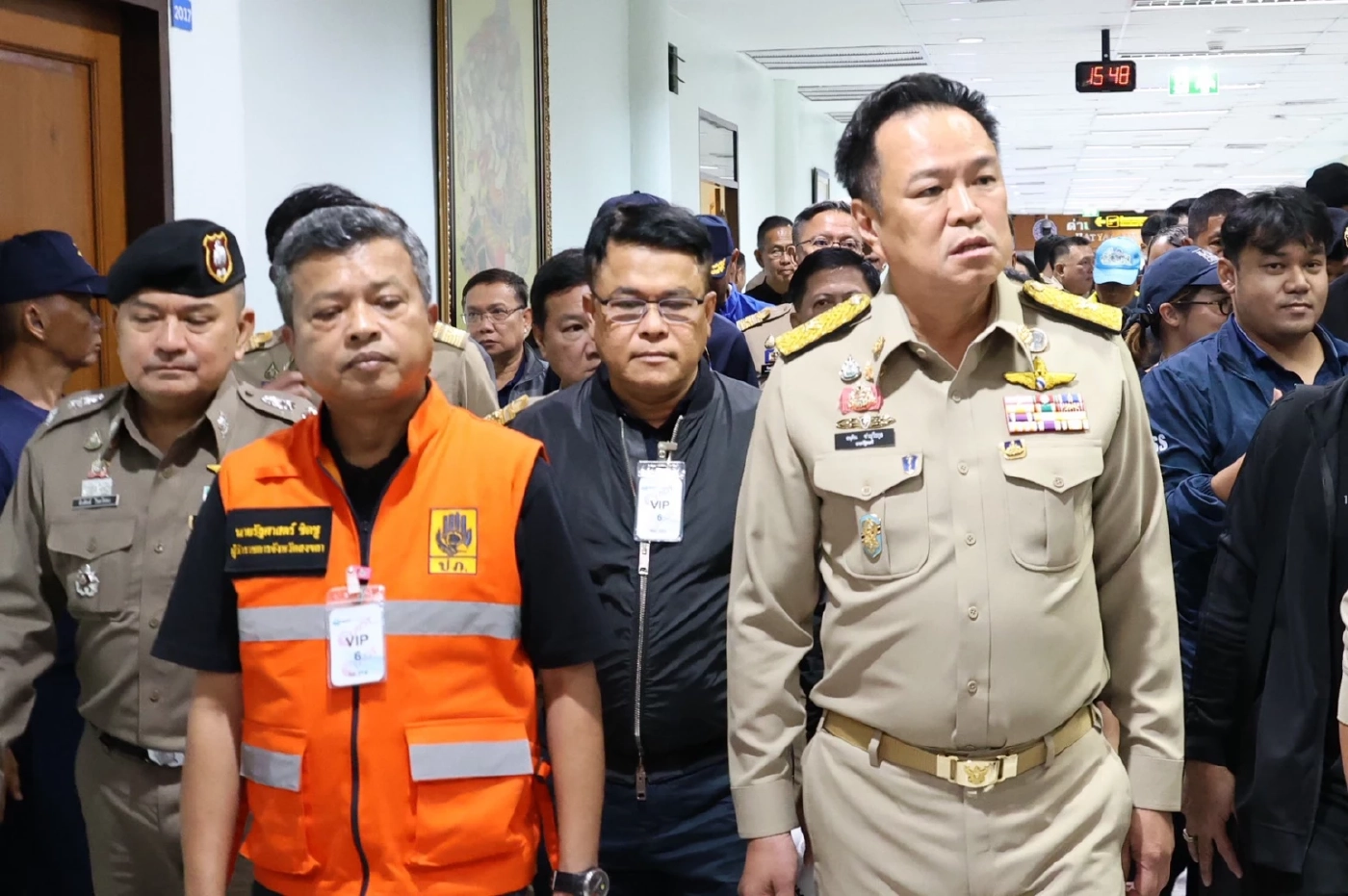 นายกฯ "อนุทิน" บินถึงหาดใหญ่! สั่งเร่งช่วย "กลุ่มเปราะบาง" หลังสงขลาวิกฤตน้ำท่วม "ยกธงแดง" 103 ชุมชน