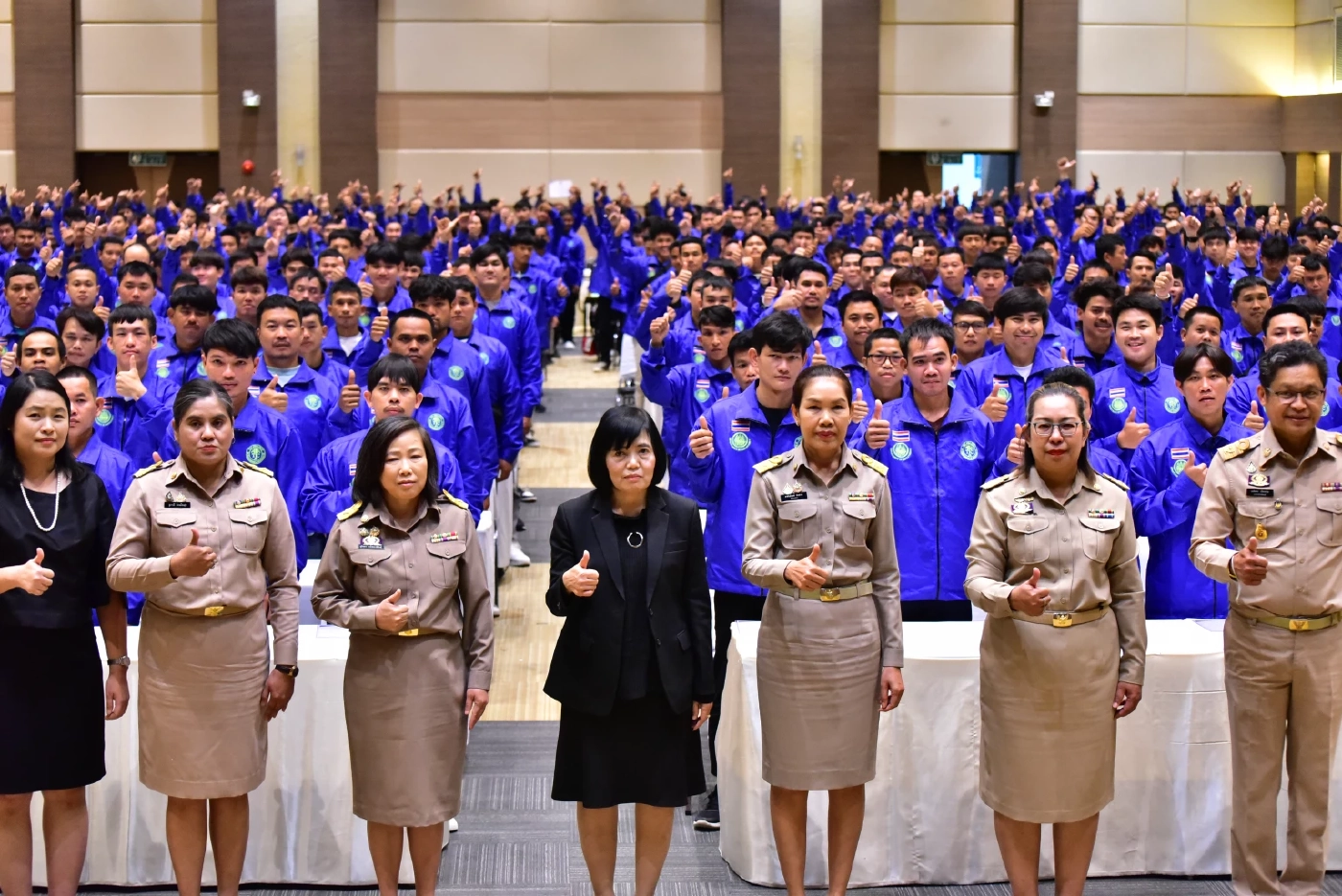 “ตรีนุช” สั่งเตรียมความพร้อมแรงงานไทยไปอิสราเอล ปี68 กว่า 20,000 อัตรา