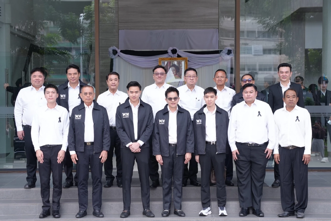 “วราเทพ” คัมแบ็กเพื่อไทย เสริมทัพช่วยชนะเลือกตั้งกำแพงเพชร