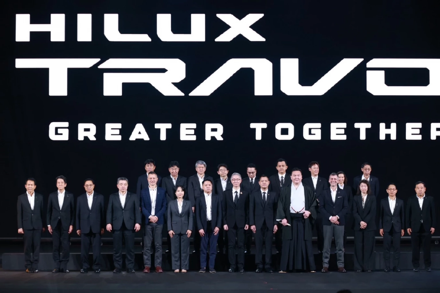 "ธนกร" ร่วมเปิดตัว Toyota Hilux รุ่นใหม่ ชูประหยัดน้ำมัน-ลดมลพิษ