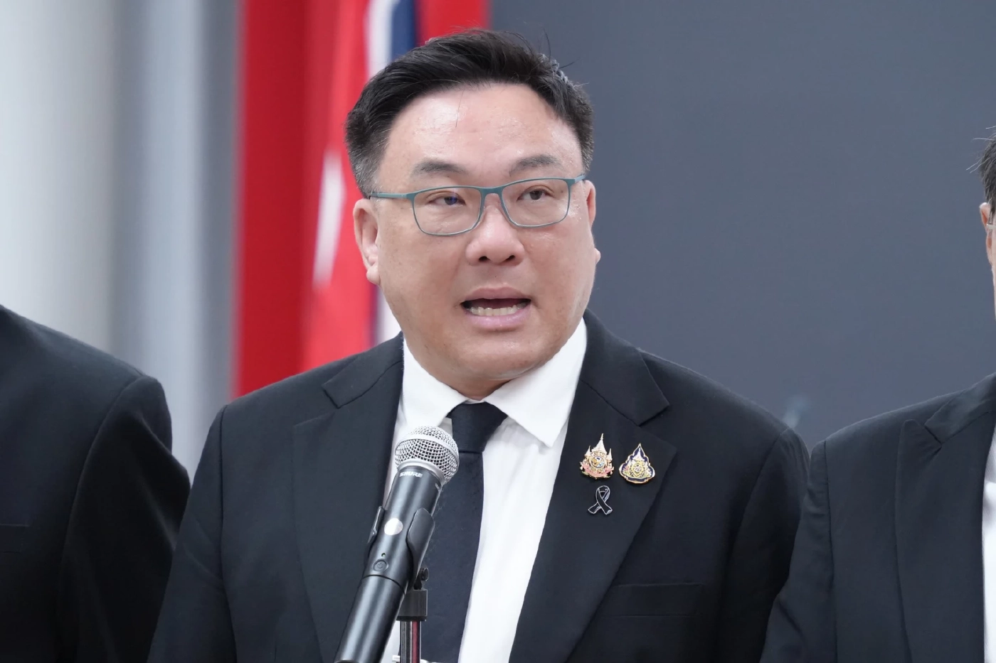 พท.ไม่รอ พร้อมหาตัวใหม่ หลังลูก “ชูวิทย์ กุ่ย” โผล่ร่วมโต๊ะเนวิน