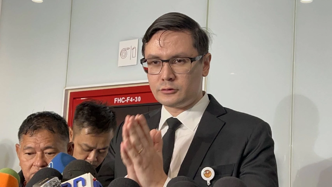 "โรม" ลั่น วันนี้ต้องไม่ใช่แค่ "ชนนพัฒฐ์" ชี้น่าห่วงหนักคือ ตำรวจยังไปรับส่วย "เว็บพนัน-สแกมเมอร์"