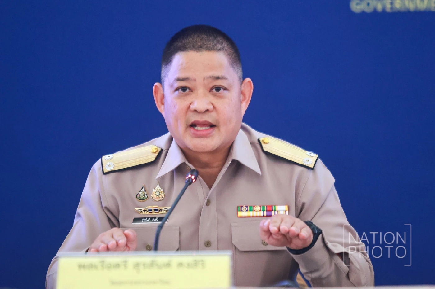 พล.ร.ต.สุรสันต์ โฆษกกระทรวงกลาโหม