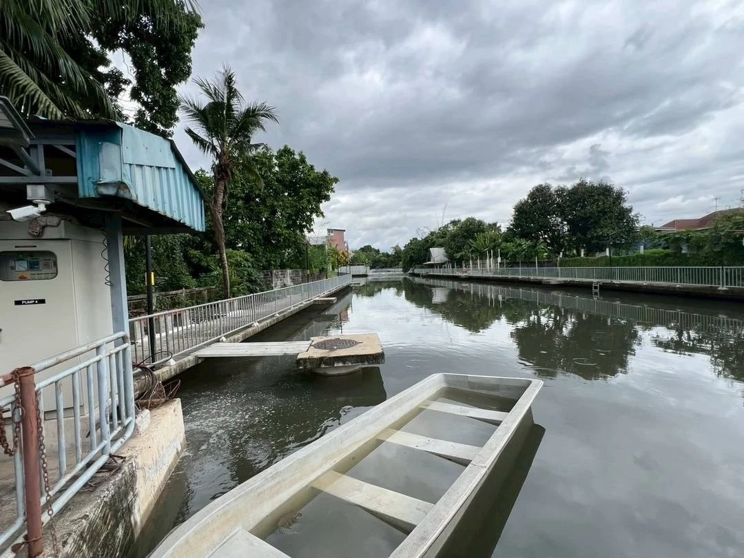 เปิดสาเหตุ กรุงเทพฯ น้ำรอการระบายหลายพื้นที่ กทม.เร่งพร่องน้ำต่อเนื่อง