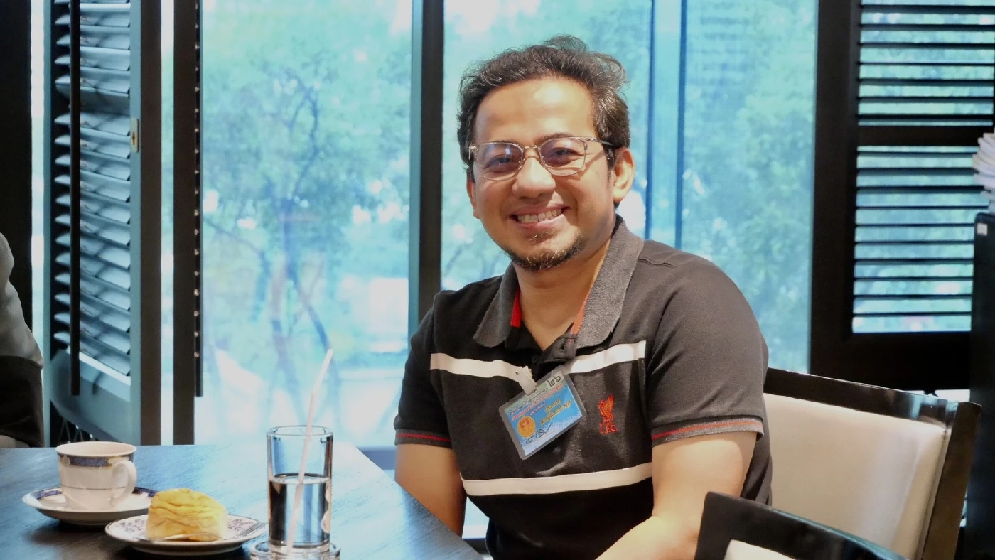 นายเมธี อรุณ หรือ “เมธี ลาบานูน” นักร้องดังวงลาบานูน