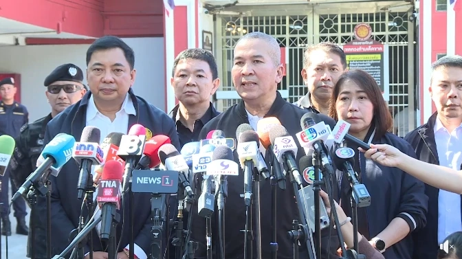 พลตำรวจโท รุทธพล เนาวรัตน์ รัฐมนตรีว่าการกระทรวงยุติธรรม 