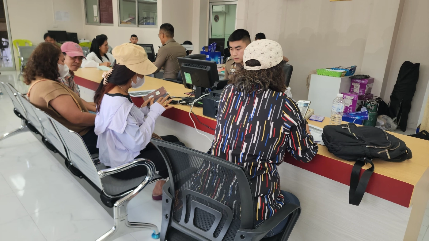 "ผู้ปกครอง" แห่แจ้งความเอาผิด "เจ้าของสถาบันติวเตอร์สงขลา" หลอกขายคอร์สติวหลักแสน