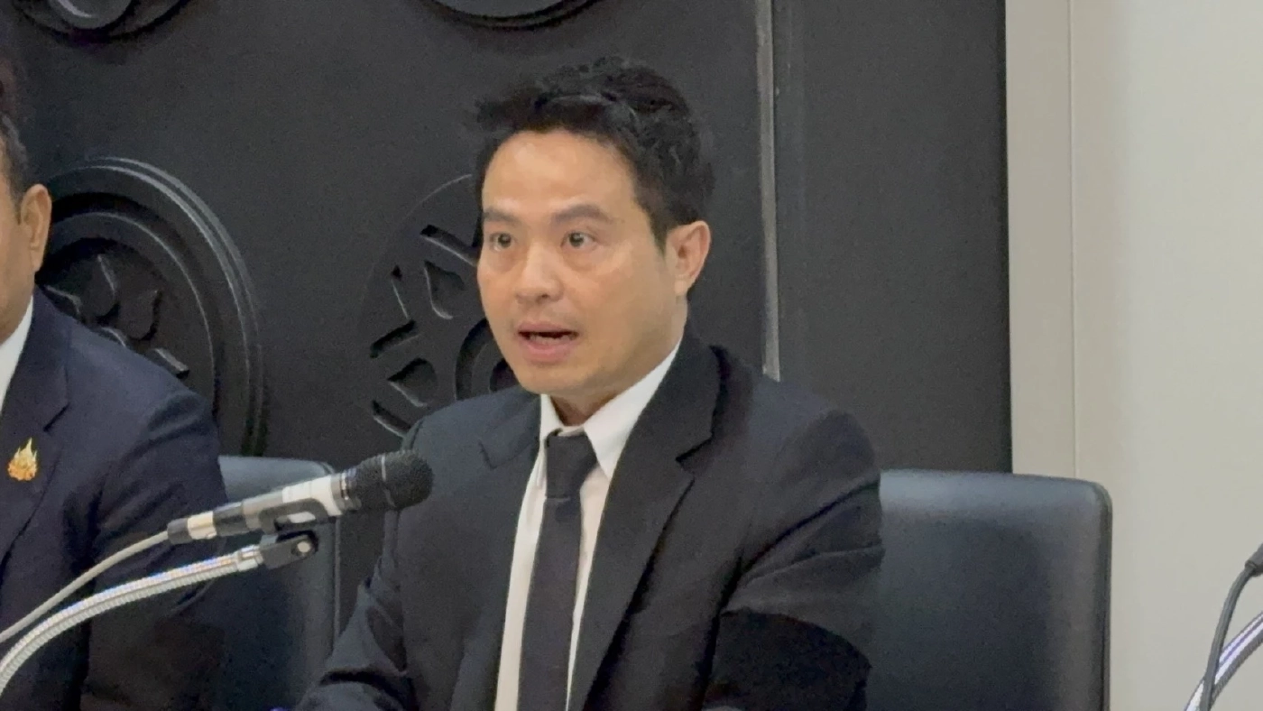 นายภราดร ปริศนานันทกุล รัฐมนตรีประจำสำนักนายกรัฐมนตรี