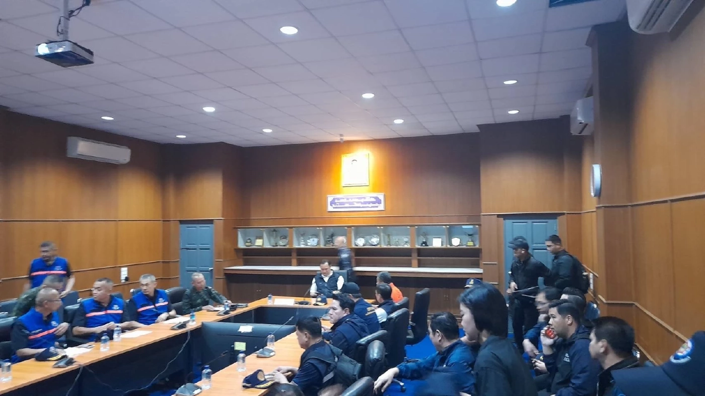 “อนุทิน” ลั่นอยู่ยาวหาดใหญ่ จนกว่าสถานการณ์น้ำท่วมจะคลี่คลาย