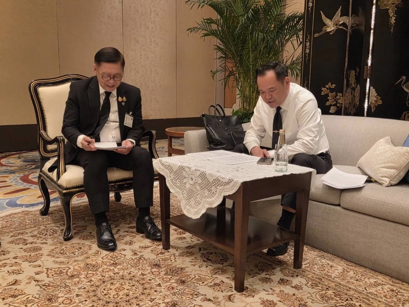 "สนุกปาก..แต่ไม่สนุกประเทศครับ!" ภาพสะท้อนภูมิรัฐศาสตร์หรือไม่?