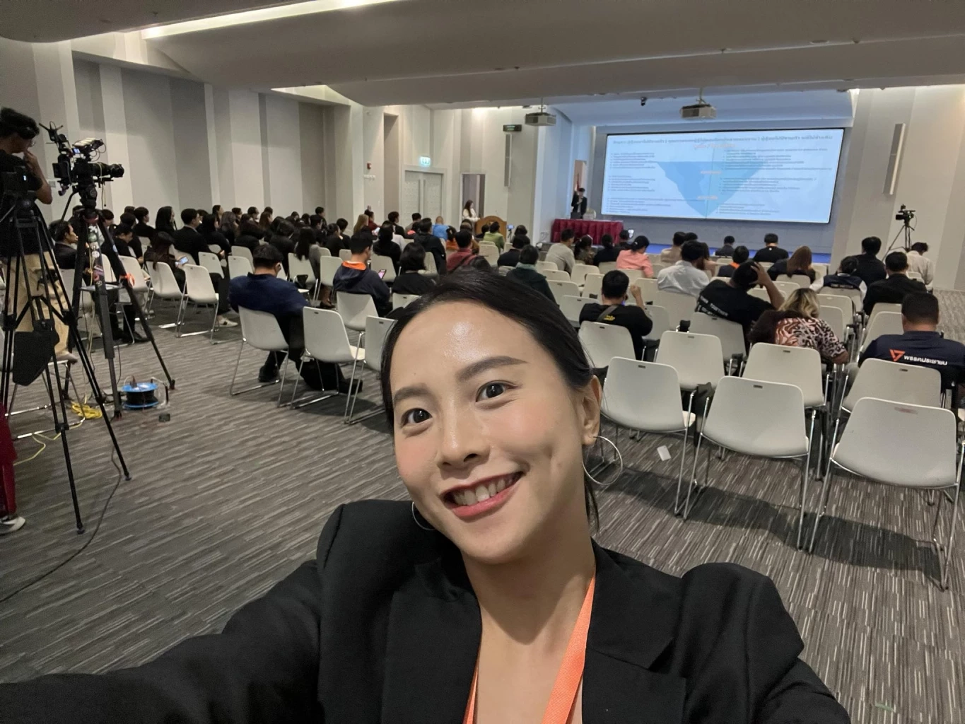 ไอซ์ รักชนก ศรีนอก