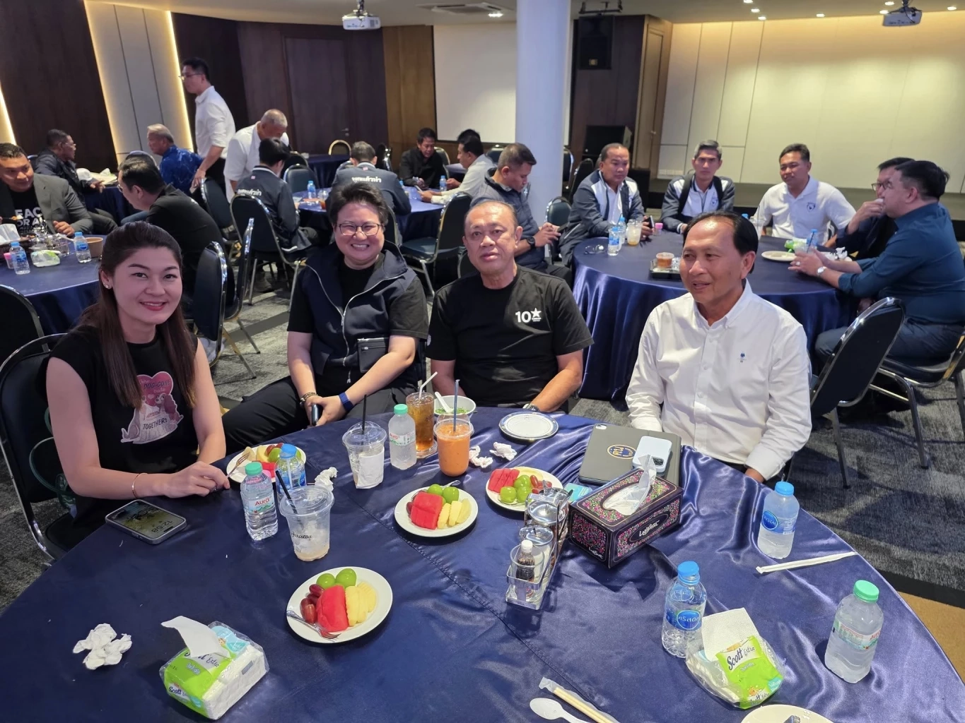 พท.ไม่รอ พร้อมหาตัวใหม่ หลังลูก “ชูวิทย์ กุ่ย” โผล่ร่วมโต๊ะเนวิน