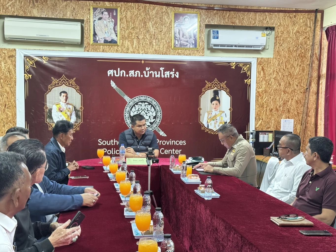 "ชัยชนะ" ลงปัตตานี พบเหยื่อจากการบังคับใช้ พ.ร.ก.ฉุกเฉิน