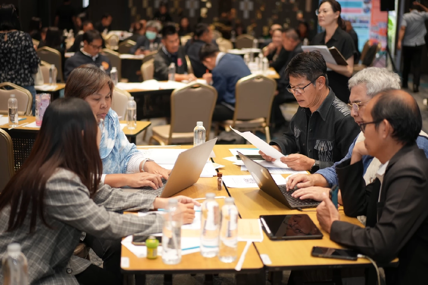 "สสส." สานพลัง พชอ. ภาคีเครือข่ายอีสานตอนบน ถอดรหัส"โมเดลชุมชนล้อมรักษ์"