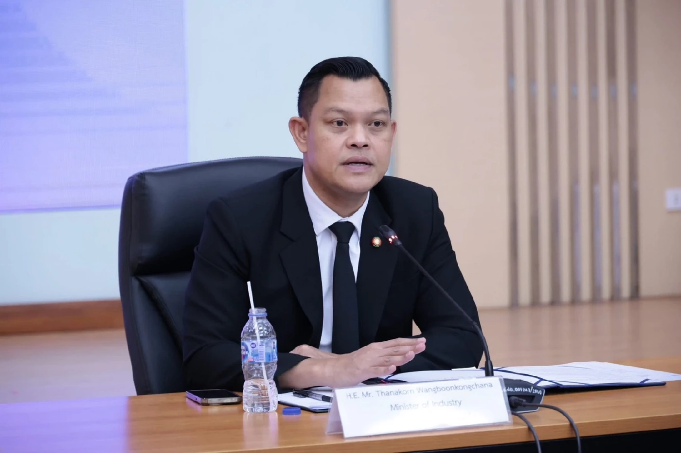 "ธนกร" ต้อนรับคณะผู้บริหาร USABC ดันความร่วมมือ ศก.ไทย-สหรัฐฯ