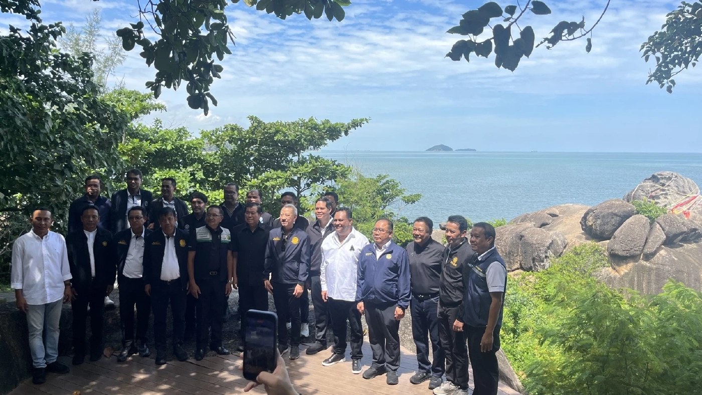 “พิพัฒน์” ลุยสงขลา! ลั่นวาจา ‘วิดน้ำเข้าเรือนตัวเอง’ ใช้เก้าอี้ รมว.คมนาคม เร่งอัดฉีดงบพัฒนาใต้