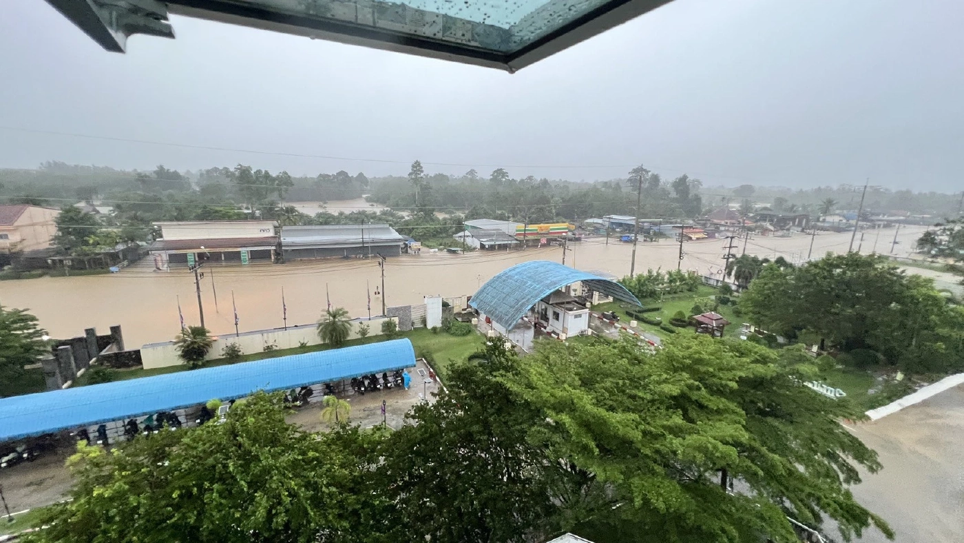 ชาวสงขลา "เขียนจดหมายถึงนายกฯ" เราต้องการอพยพฉุกเฉิน มีหน้าที่และอำนาจโดยตรง ไม่ใช่แค่ลงพื้นที่ถ่ายรูป