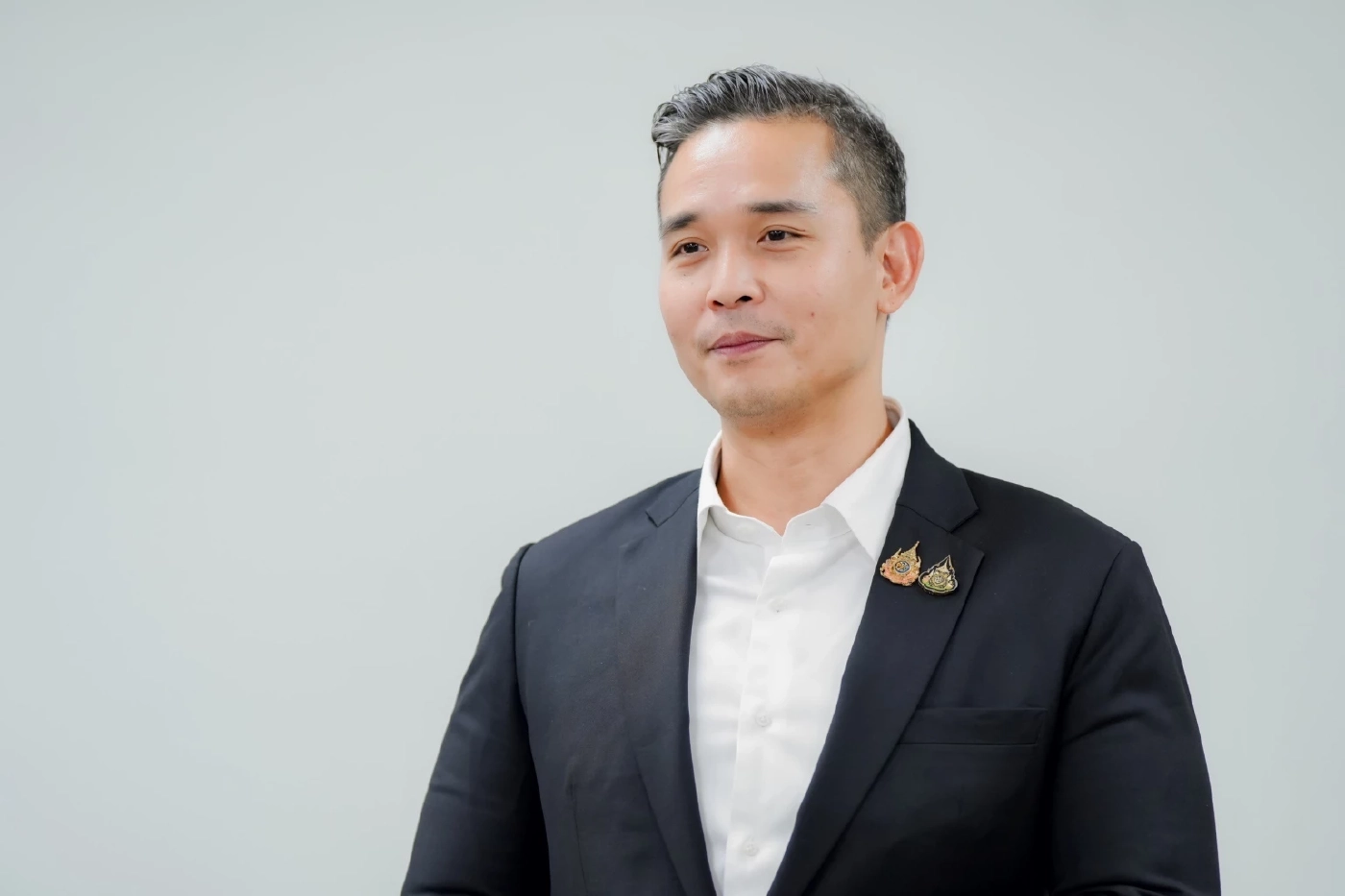 "เพื่อไทย" ชี้ เขื่อนเต็มเกือบ 100% น้ำท่วมแล้วกว่า 2 ล้านไร่ กระทบ 5 แสนคน