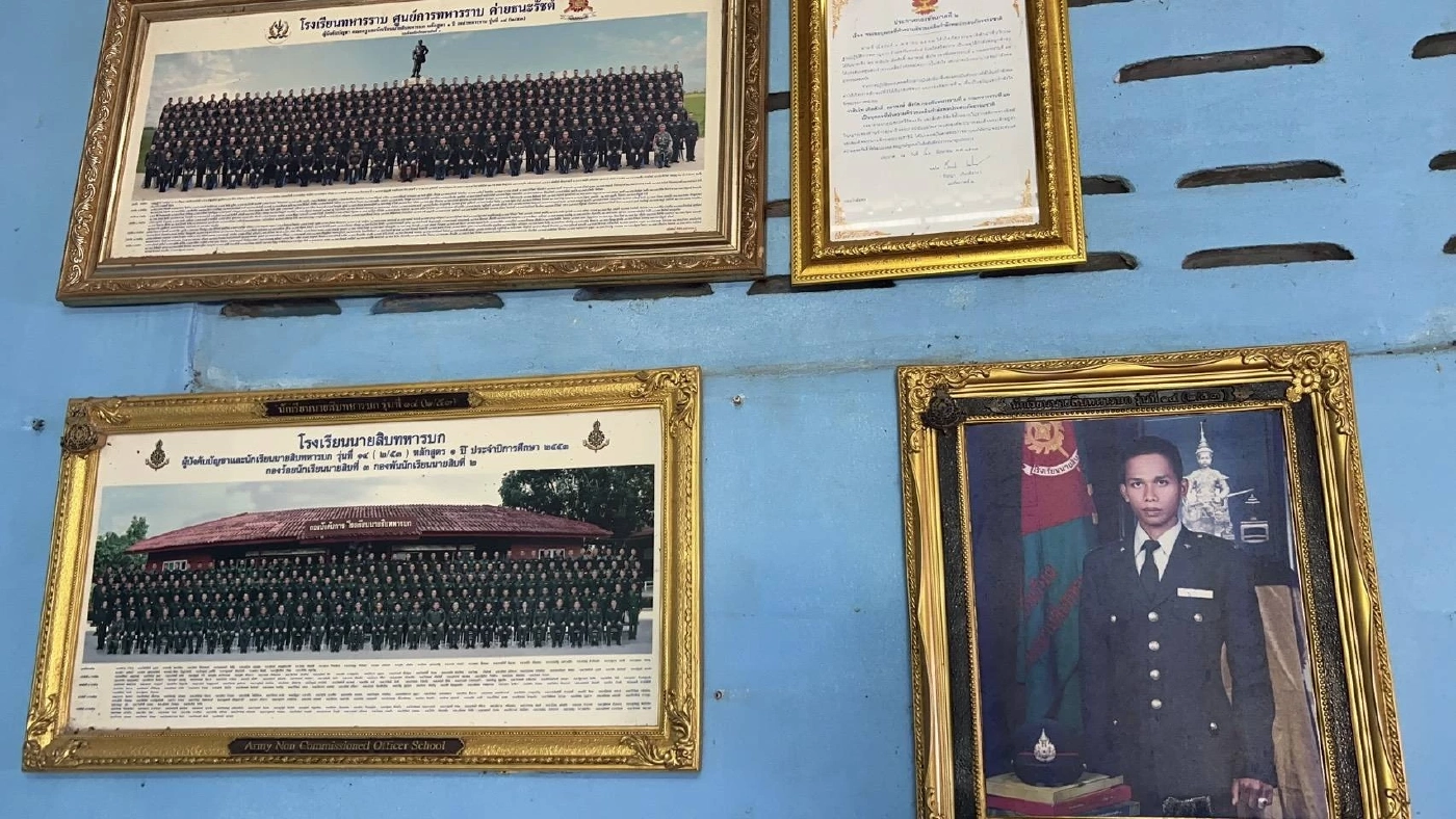 แม่ "จ.ส.อ.เทิดศักดิ์" วิงวอนสิ่งศักดิ์สิทธิ์ คุ้มครองลูกชาย หลังเหยียบกับระเบิด (มีคลิป)