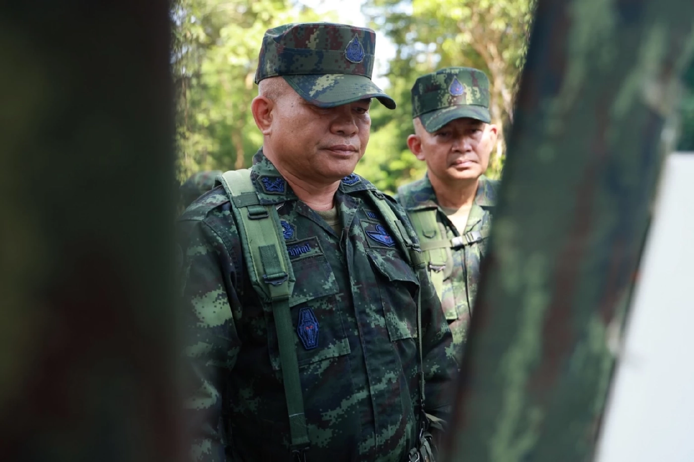 "แม่ทัพภาค 2" ลงพื้นที่ "ช่องเหว" ติดตามการเก็บกู้ทุ่นระเบิด สร้างพื้นที่ปลอดภัย