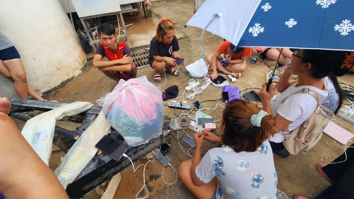 หาดใหญ่ ทยอยปล่อยกระแสไฟฟ้า ต่อสัญญาณโทรศัพท์