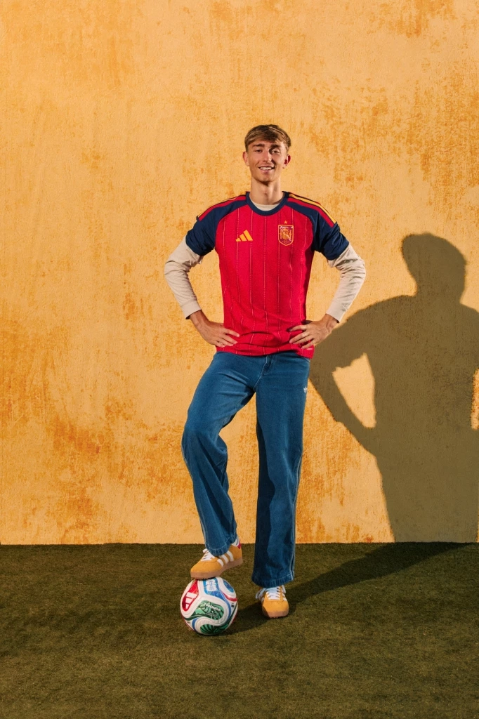 อาดิดาส เปิดตัวชุดแข่ง "ฟุตบอลโลก 2026" รวม 22 ชาติ สะท้อนรากเหง้าทางวัฒนธรรม