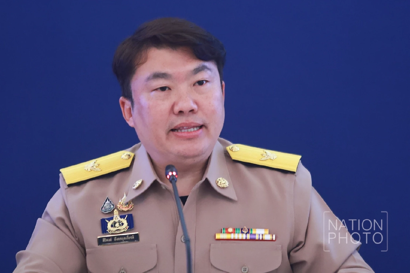 นายสิริพงศ์ อังคสกุลเกียรติ โฆษกประจำสำนักนายกรัฐมนตรี 