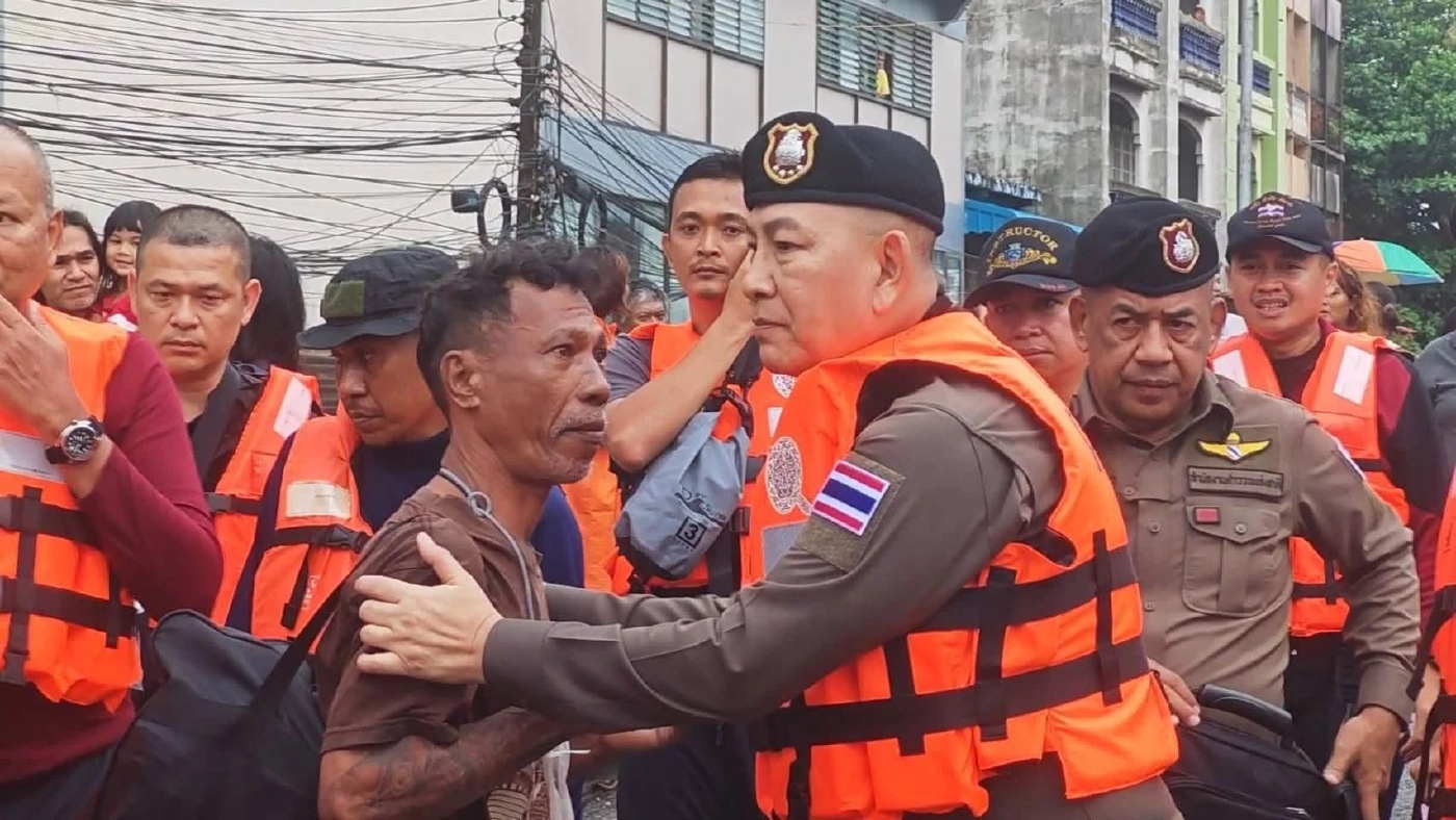 อดีต ก.ต.ช.ชื่นชม ผบ.ตร.-ตำรวจไทย ลุย 5 ภารกิจหลักฟื้นฟูน้ำท่วม