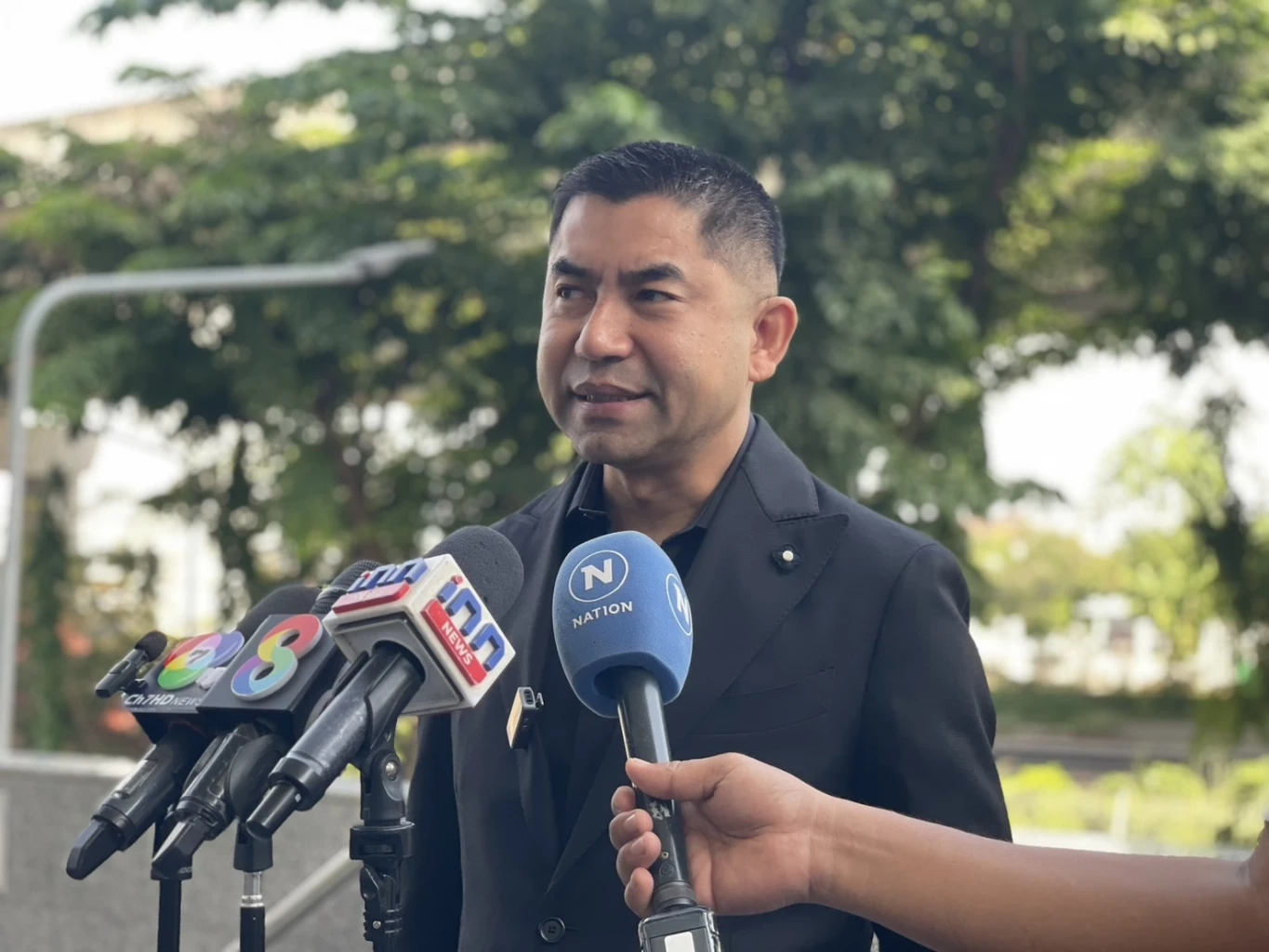 "บิ๊กโจ๊ก" ซัดรัฐบาล "ล้มเหลวทั้งระบบ" จี้ "นายกฯ" ไม่กล้าบัญชาการเอง