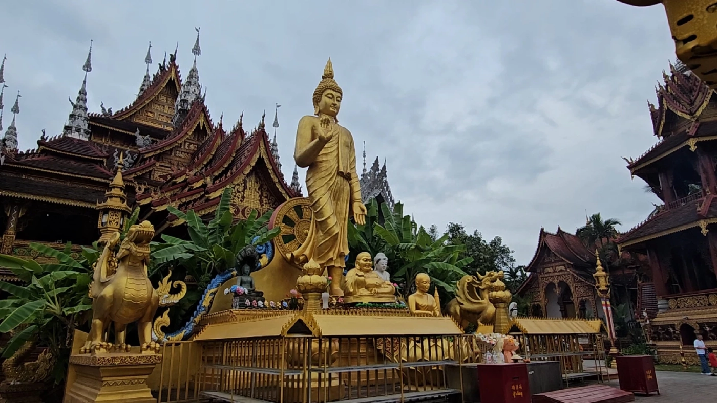 กต.เชิญผ้าพระกฐินพระราชทานทอดถวาย "วัดป่าเชต์ เขตฯสิบสองปันนา"