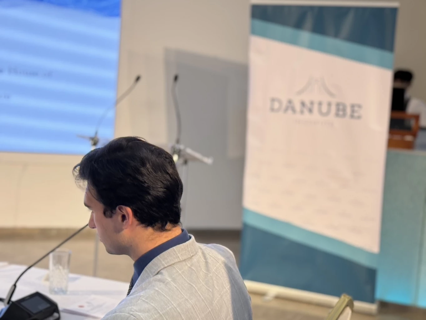 ฮังการี "แกะดำยุโรป" - บทเรียนไทยด้านนโยบาย ตปท.? พึ่งตัวเอง (มีคลิป)