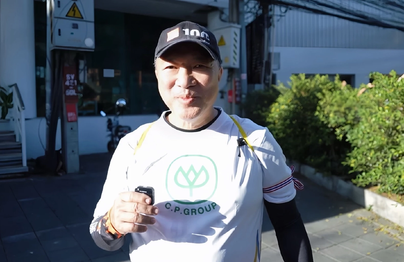 CP ร่วมอัญเชิญไฟพระฤกษ์ซีเกมส์/พาราเกมส์ 2025 นำวิ่งโดยบัวขาว บัญชาเมฆ