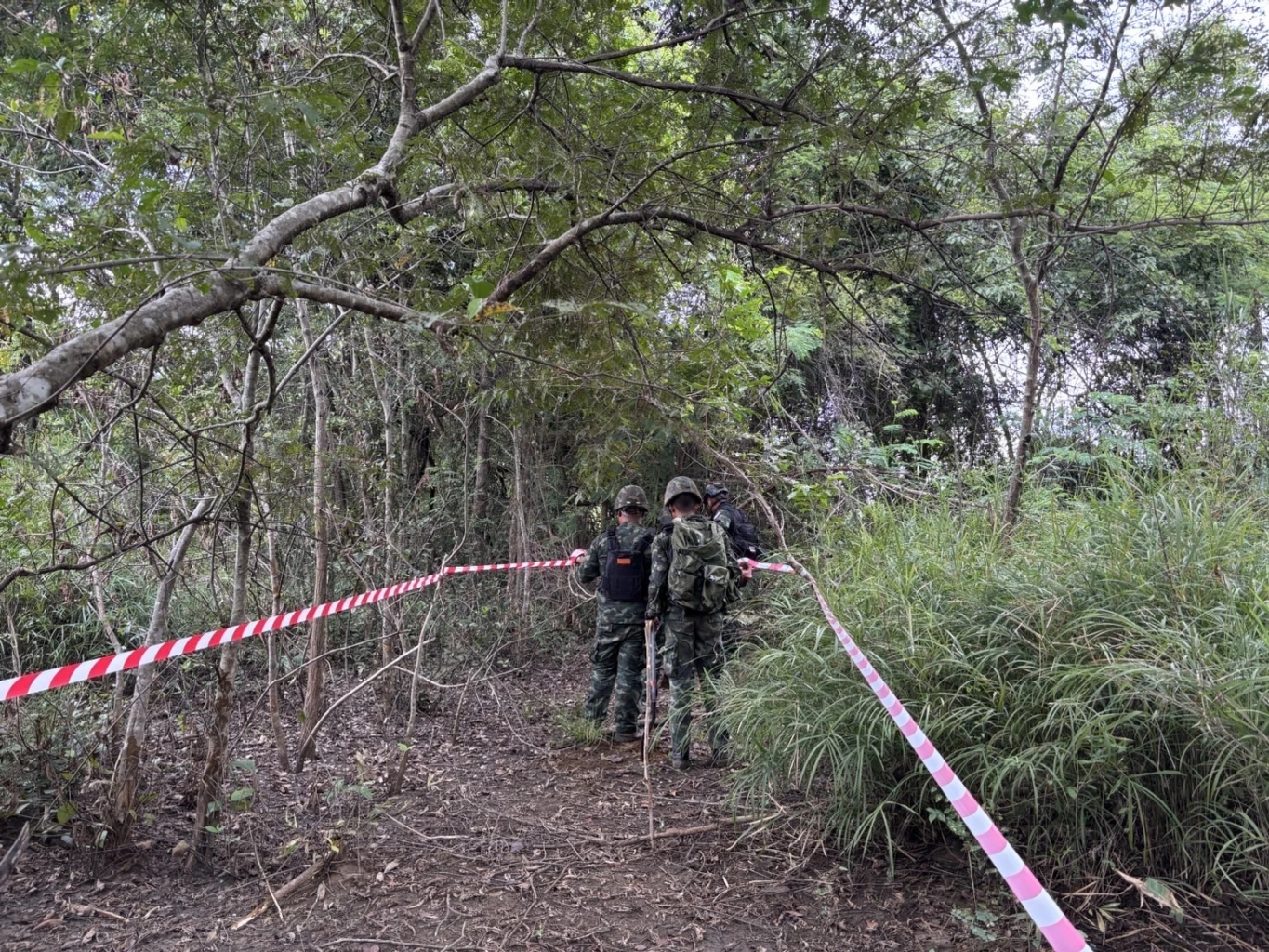 หน่วยปฏิบัติการทุ่นระเบิด กำจัดทุ่นระเบิดบ้านหนองจาน 2 วัน 7 ทุ่น