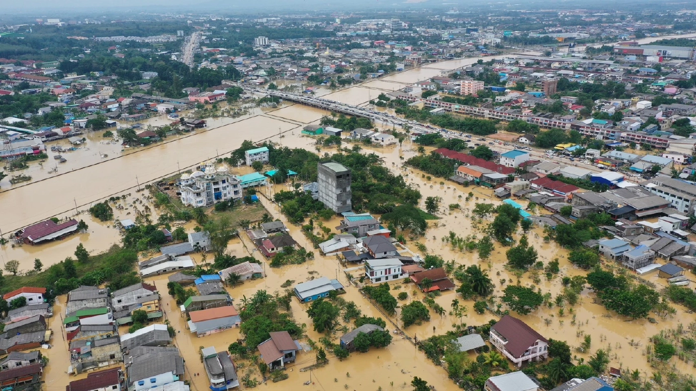 ข่าวดีหาดใหญ่! ฝนไม่ตกเพิ่ม น้ำลด เริ่มคลี่คลายระดับน้ำลดลงต่อเนื่อง (มีคลิป)