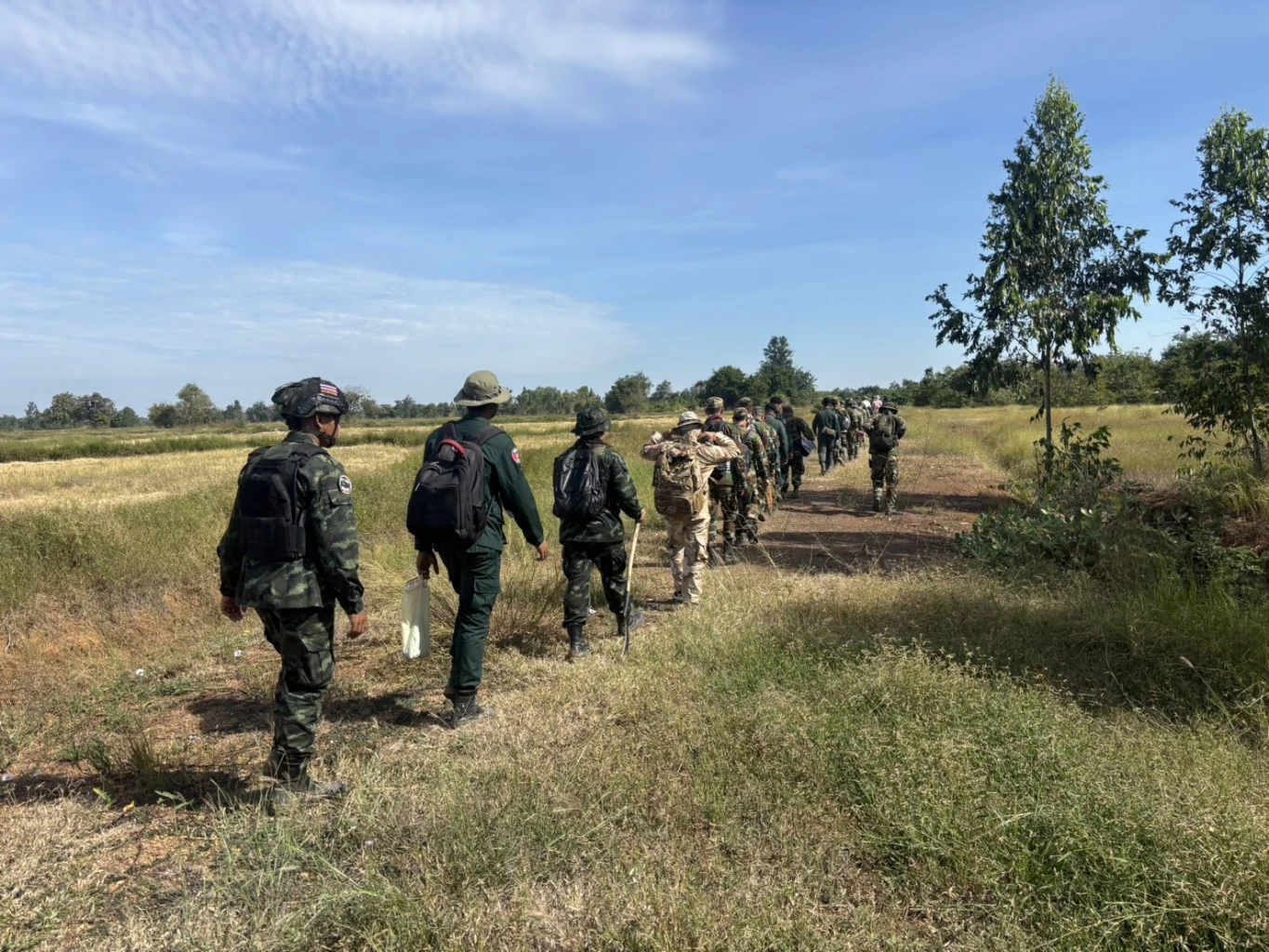 เปิดคลิป! "ปักหมุดชั่วคราว" หนองหญ้าแก้ว ชาวบ้าน "ยุคเขมรแดง" เชื่อ กัมพูชาไม่อพยพออก