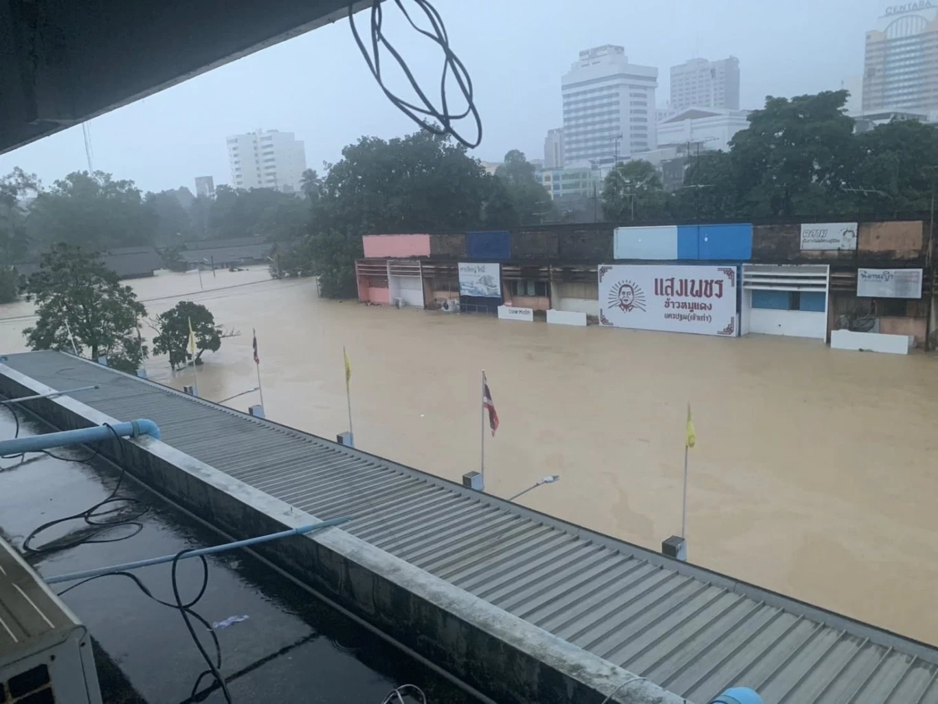 "การรถไฟฯ" ปรับเปลี่ยนสถานีต้นทาง –ปลายทาง  8 ขบวน และงดเดินอีก 22 ขบวน หลังน้ำท่วมทางรถไฟสายใต้