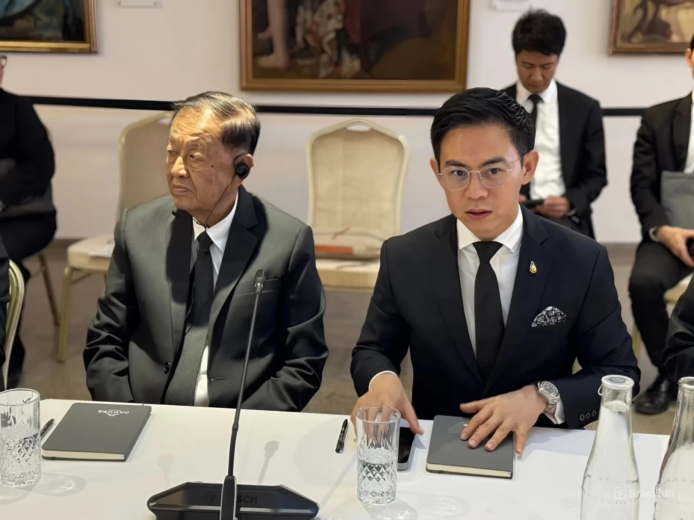 รื้อหลักสูตรพระปกเกล้า เลิกบินหรูดูงาน "ชะโงกทัวร์" เข้ม สกัด "วิ่งงาน" (มีคลิป)