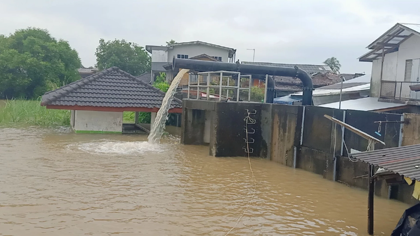 นราธิวาส วิกฤต น้ำมันเชื้อเพลิงหมดสต๊อก เน็ตล่มทั้งจังหวัด