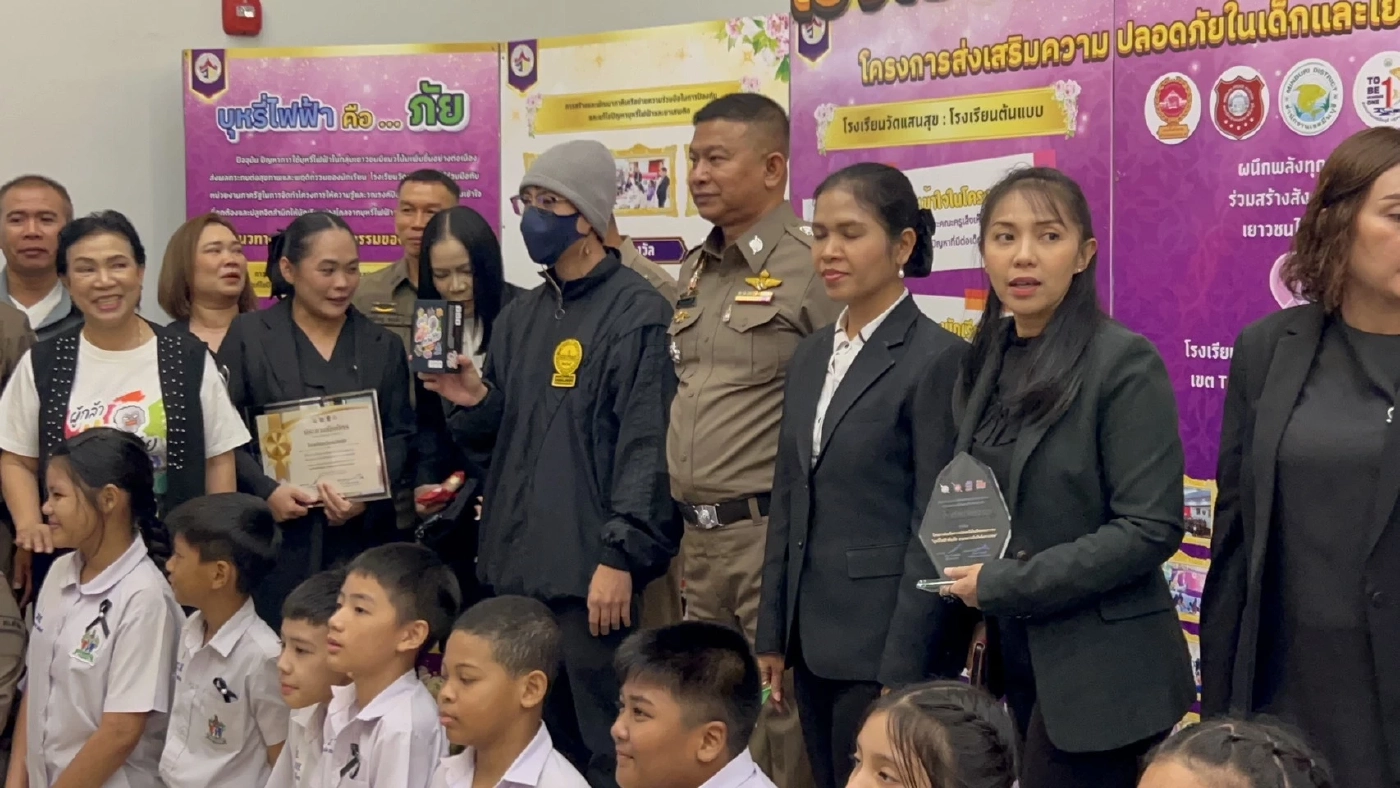 บช.น.-สสส.ดันโครงการกันบุหรี่ไฟฟ้า-สวมหมวกกันน็อก คุ้มภัยเยาวชน