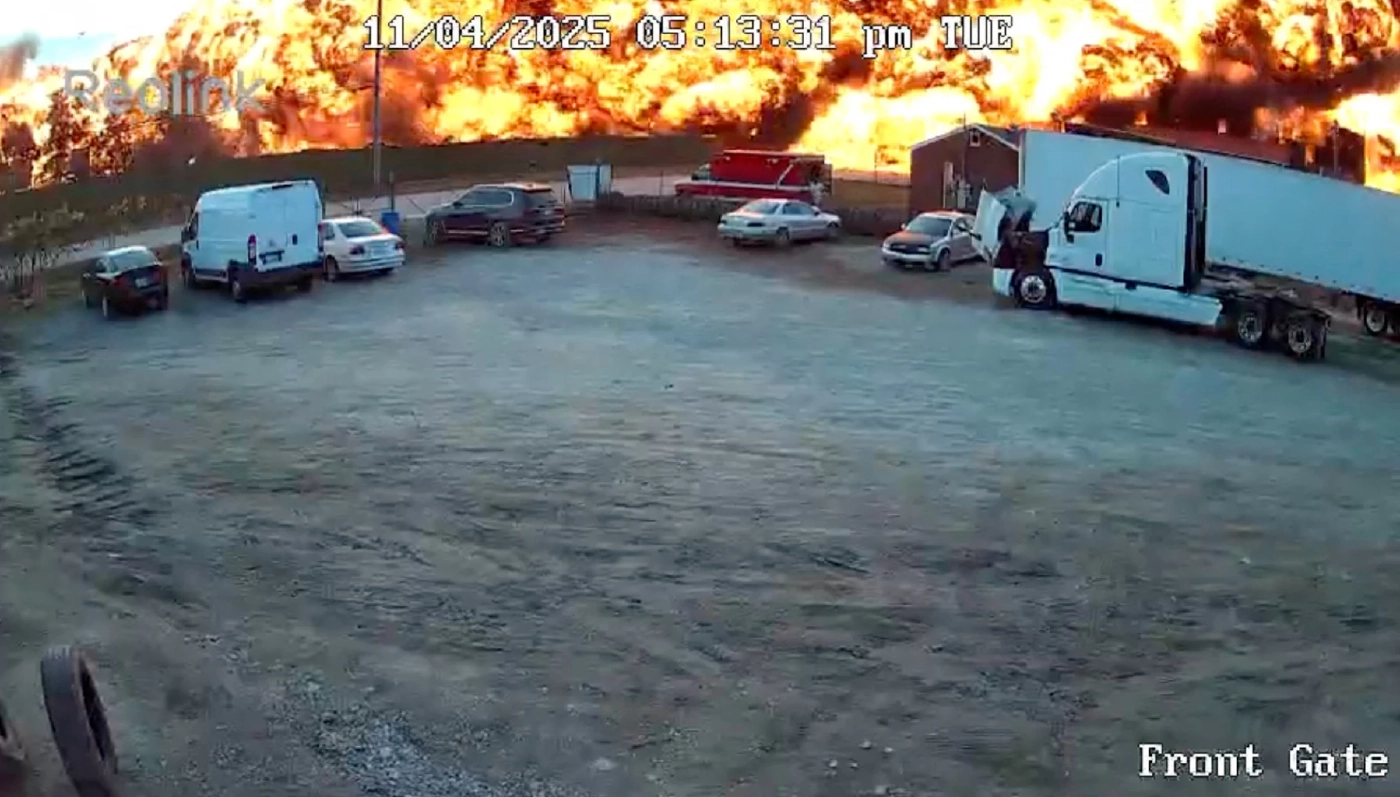 เปิดสาเหตุ โศกนาฏกรรมด้านการบิน UPS เครื่องยนต์หลุด เครื่องบินเก่า!