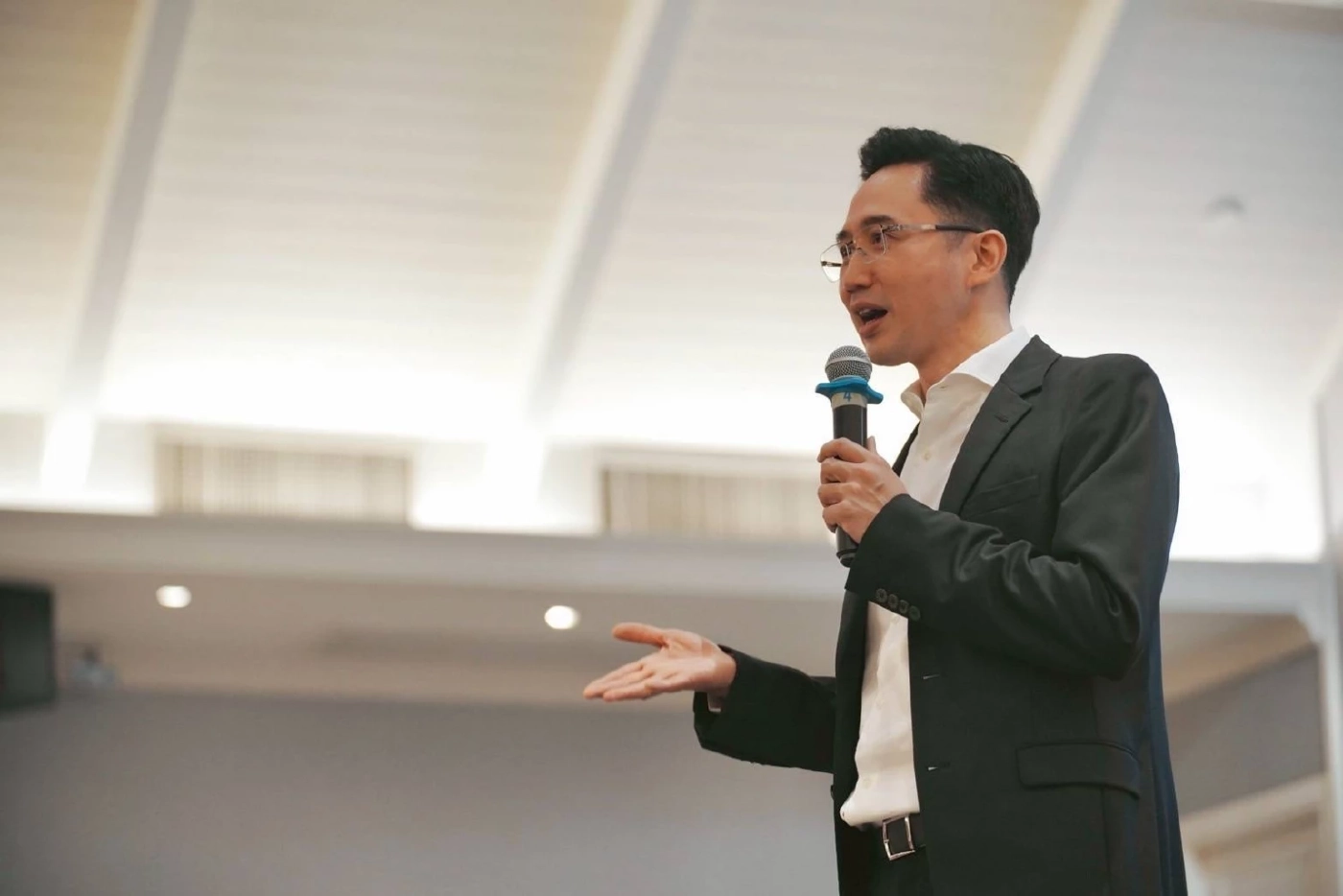 ดร.เชน - ยศชนัน