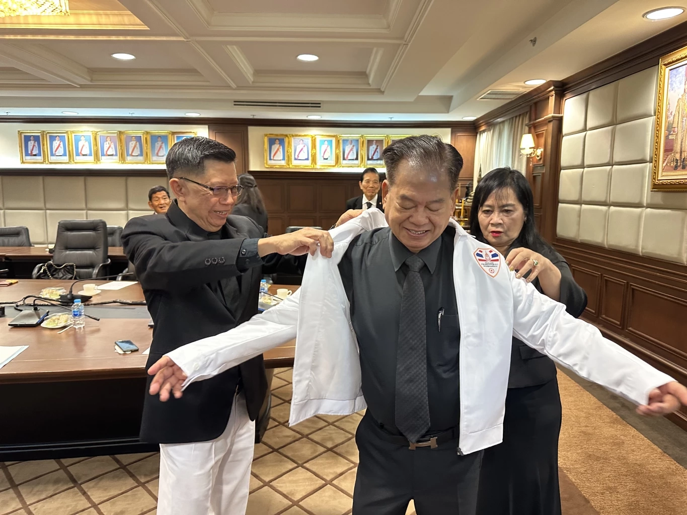 อสส.มอบทุนมูลนิธิอัยการ เรียนดี-รายได้น้อยบุตรหลานข้าราชการ