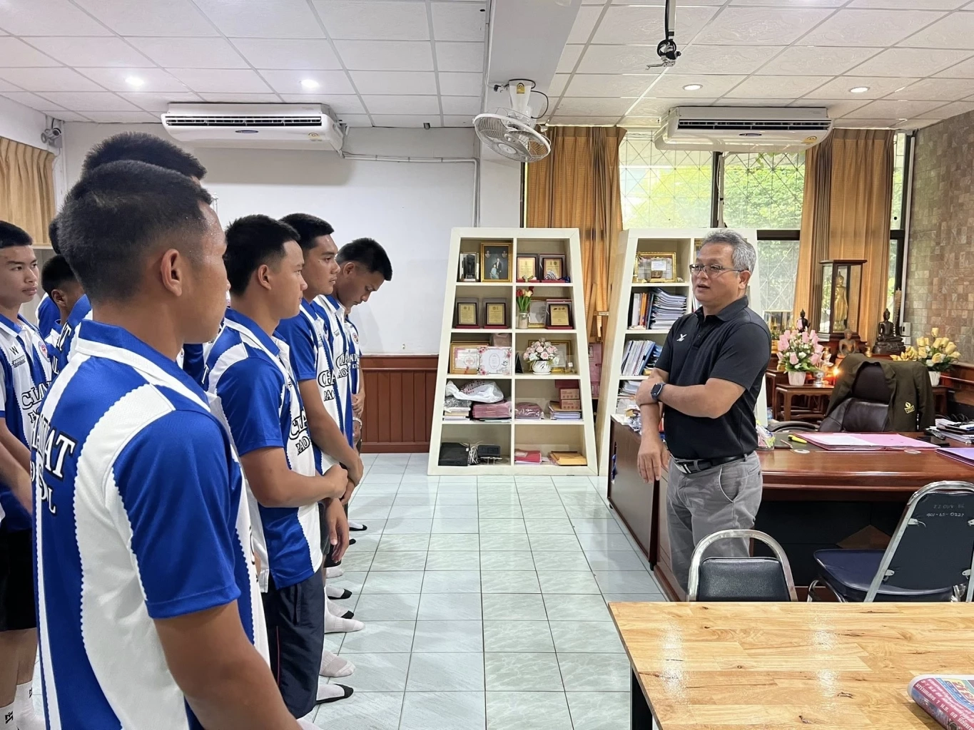 "รร.อบจ.ชัยนาท" ไม่น้อยหน้า "เสี่ยแฮงค์ บ้านใหญ่นาคาศัย" อัดฉีดแล้วกว่า 5 แสน ตั้งเป้า 1 ล้านบาท