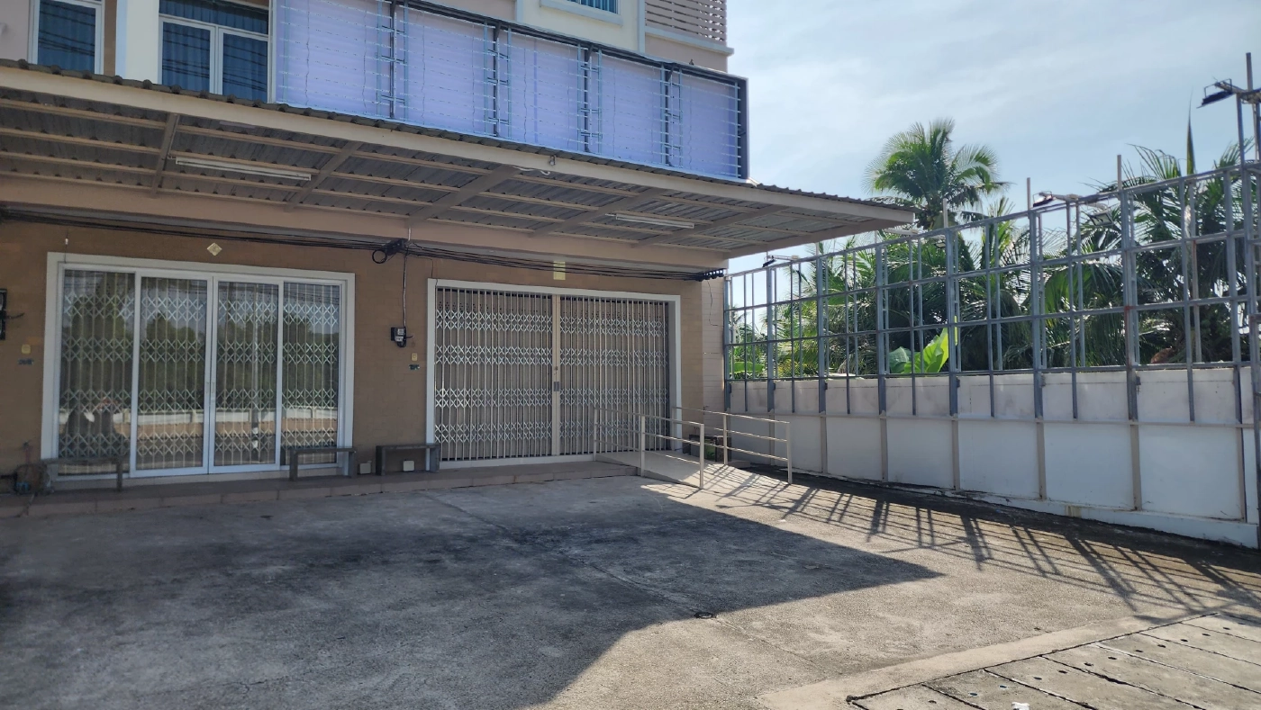 "ผู้ปกครอง" แห่แจ้งความเอาผิด "เจ้าของสถาบันติวเตอร์สงขลา" หลอกขายคอร์สติวหลักแสน