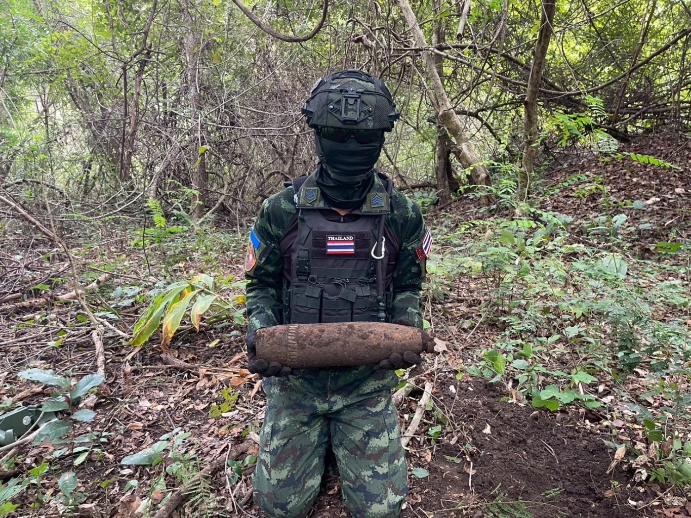 กองทัพภาค 1 รายงานผลเก็บกู้ทุ่นสังหารในหนองจาน-หนองหญ้าแก้ว