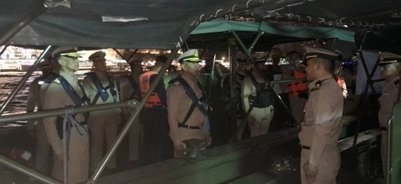 กองทัพเรือ คุมเข้มความปลอดภัยทางน้ำในวันลอยกระทง 2568